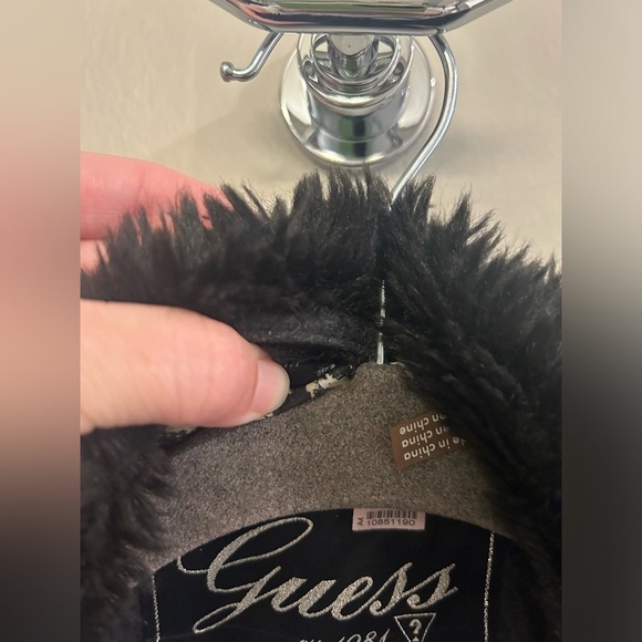 Guess Peacoat Women’s Medium Wool Blend Black Fuzzy Neck Winter - Picture 5 of 10